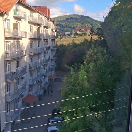 Апартаменти У Сонячному Закарпатті Polyana  Exterior foto